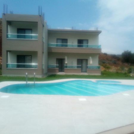 Efrilias Studios & Apartments Kíszamosz Kültér fotó
