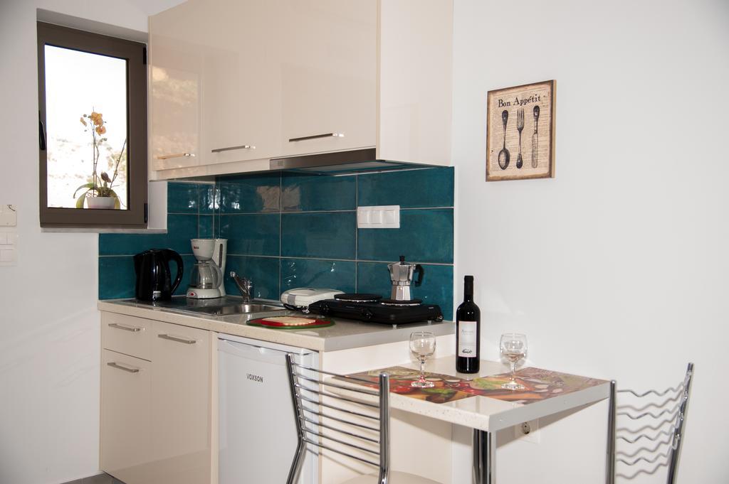 Efrilias Studios & Apartments Kíszamosz Kültér fotó