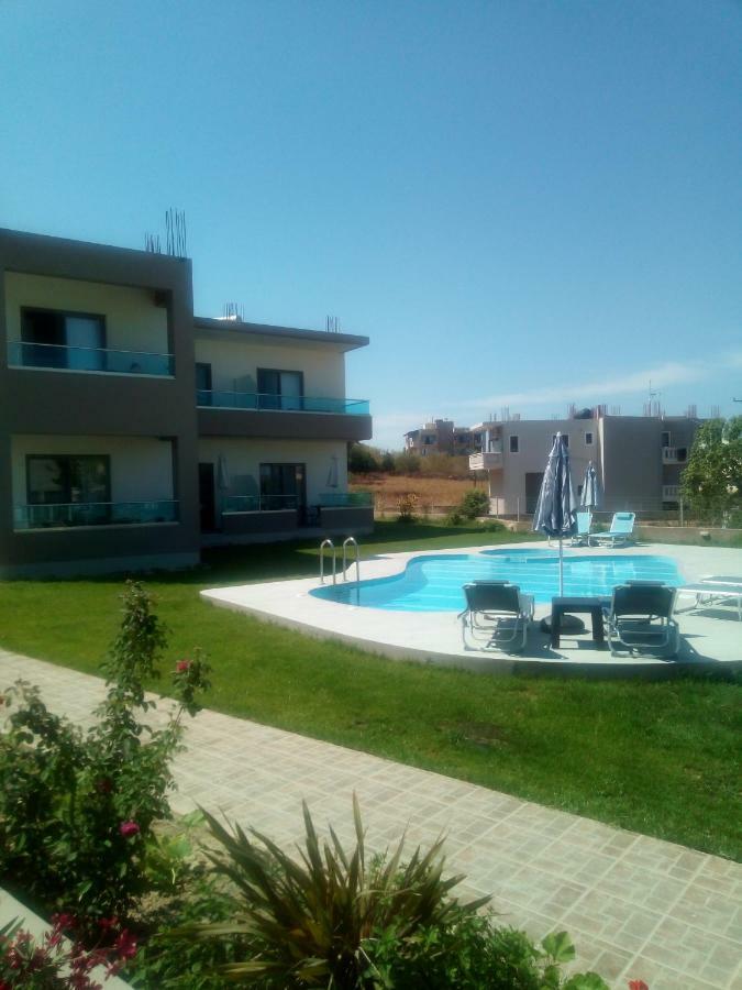 Efrilias Studios & Apartments Kíszamosz Kültér fotó